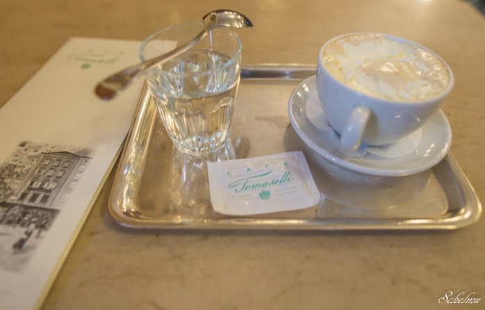 cafe tomaselli melange salzburg